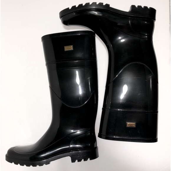 Dolce & Gabbana
rubber rain boots ๐ง - Picture 4 of 14